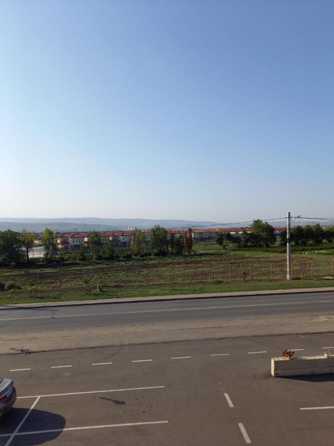 Iasi David'S Apartments - Breakfast מראה חיצוני תמונה